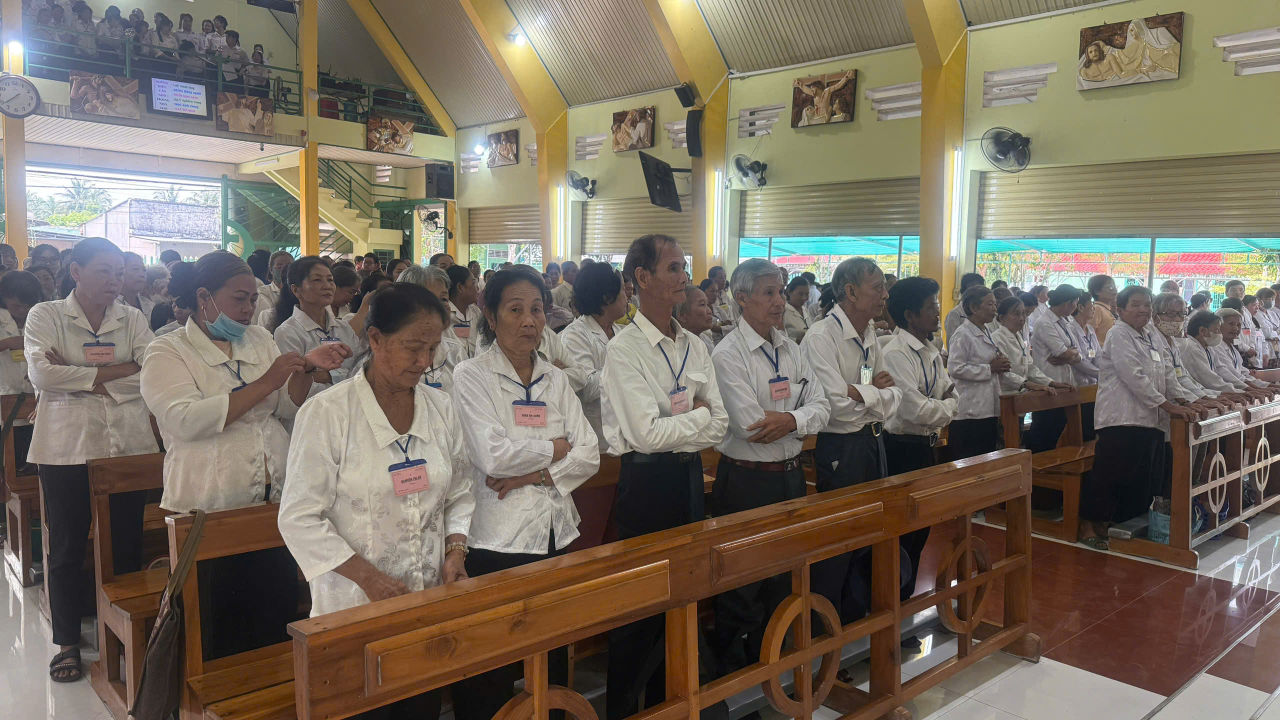 Lương Dân Rạch Vọp Tìm Chúa