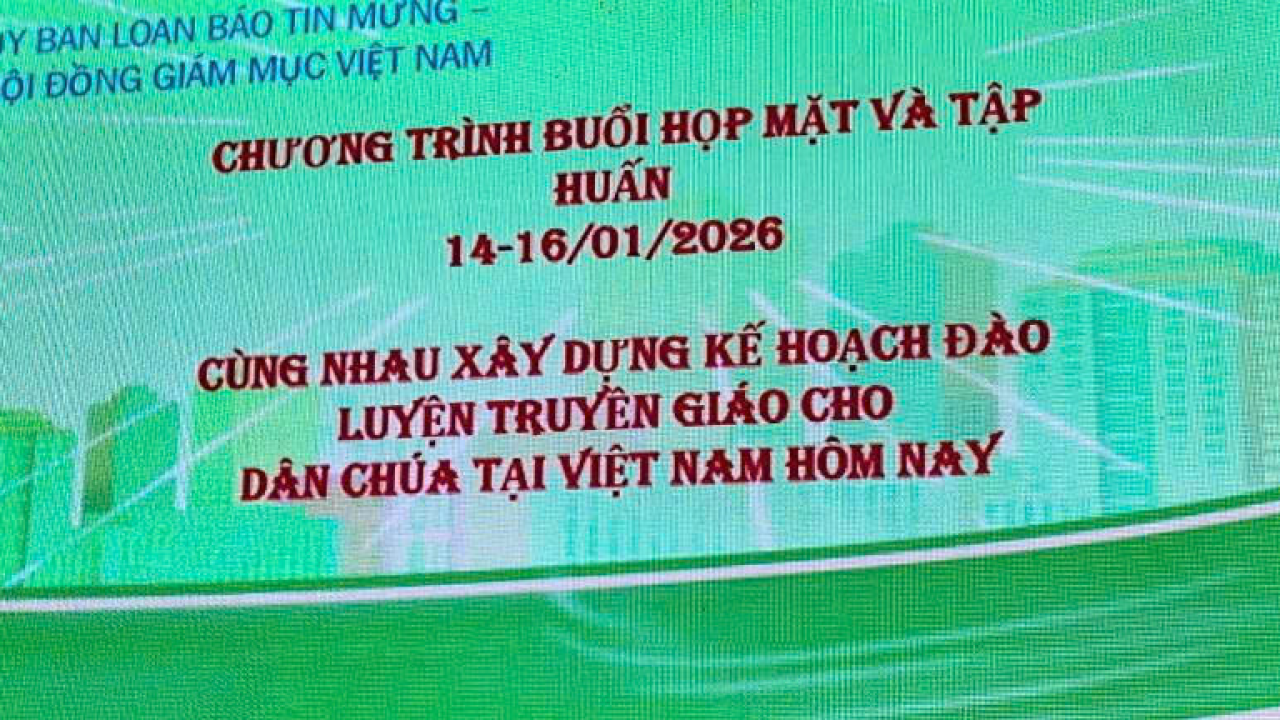 Họp Mặt Ủy Ban Loan Báo Tin Mừng Tại Đức Mẹ Núi Cúi 
